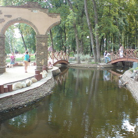 Водоём в парке Щербакова